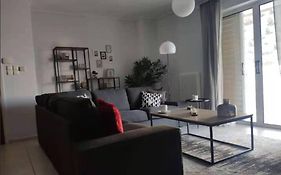 Galaxy Home Comfort Apartment In Piraeus